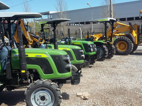 Tractor 30 Hp Doble Tracción Tipo Roland Con 3 Puntos