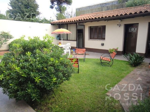 Imagen 14 de 17 de Casa - Jose Marmol
