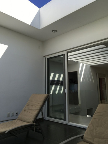 Residencia Exclusiva En Renta En Villas Regency Jurica