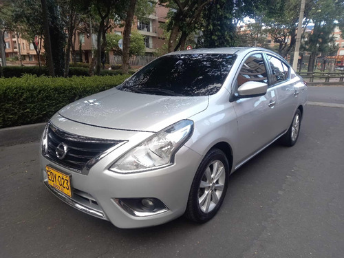 Nissan Versa 1.6 Advance