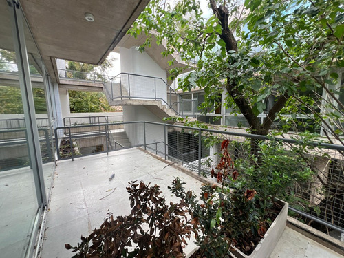 Venta Oficina C/cochera Y Balcón- P. Leloir