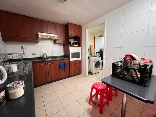 Casa En Altos De Viña Con Espacio, Luz Y Tranquilidad