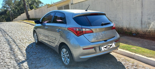Imagem 6 de 9 de Hyundai Hb20 2017 1.0 Comfort Plus Flex 5p