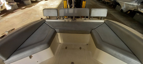 Lancha Consola Central Silver Boats 210 + Mercury 150 Hp 4t