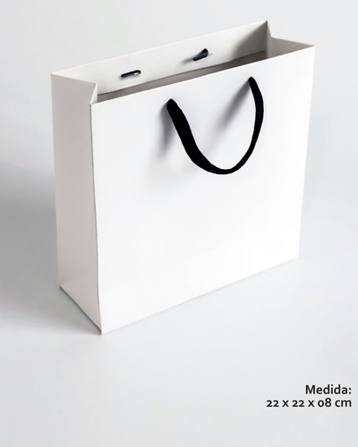 Bolsa Cart. Blanca - 22x22x08 Cm - Manija Negra - Pack 10