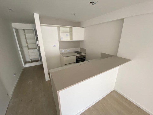 Imagen 4 de 15 de Venta Con Renta · Apto Profesional · Monoambiente · Sum Con Parrilla · Laundry