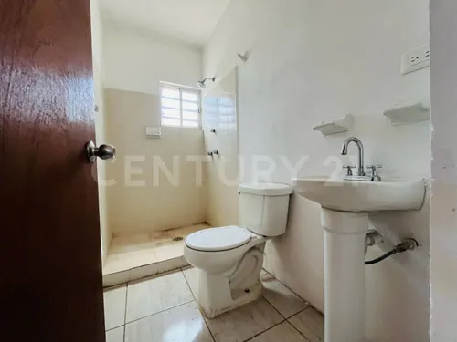 Casa En Venta, Circuito Real De Gardenia, Chihuahua, Chihuahua