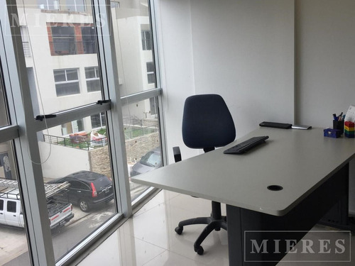 Imagen 15 de 20 de Muy Linda Oficina En Venta En Primer Piso En Agora Iii