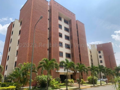 Imagen 2 de 30 de Apartamentos En Venta En Las Trinitarias Uno De Los Urbanismos Mas Solicitados Del Este De La Ciudad. Recién Remodelado Barquisimeto , Lara 23-24157 Vip-