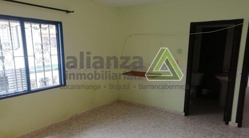 Imagen 8 de 15 de Casa En Arriendo En Barrancabermeja La Libertad. Cod 15167