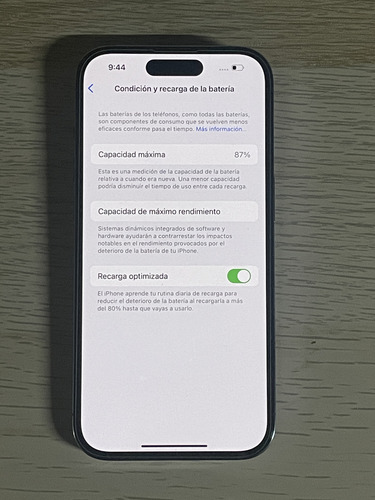 Apple iPhone 14 Pro (128 Gb) - Morado Oscuro Color Violeta (Usado)