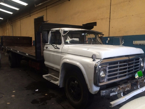 Camión Ford Playo 1975