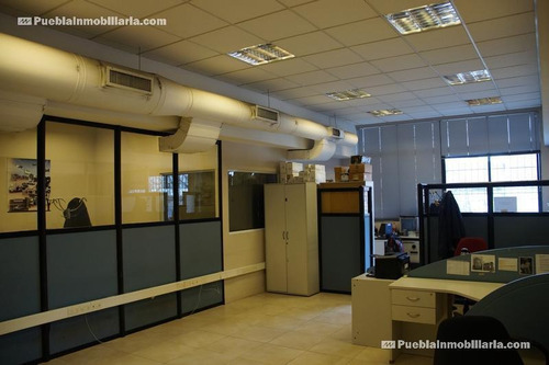 Imagen 19 de 30 de Edificio De Oficinas Con Depósito De 1200 M2 Cubiertos En Venta