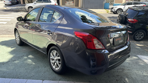 Nissan Versa V-Drive 1.6 Plus Cvt 4P