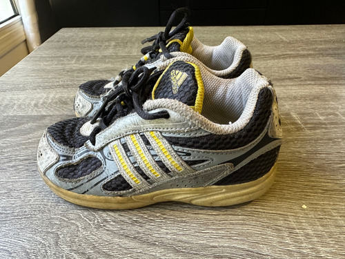 Zapatillas Adidas Niño (usadas) (Usado)