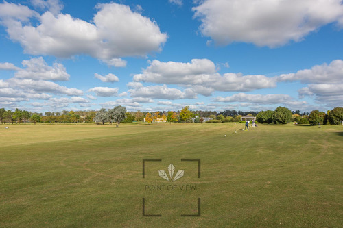 Venta Lote De 2074 Mts - Barrio Everlinks - Frente Al Golf - Excelente Ubicacion