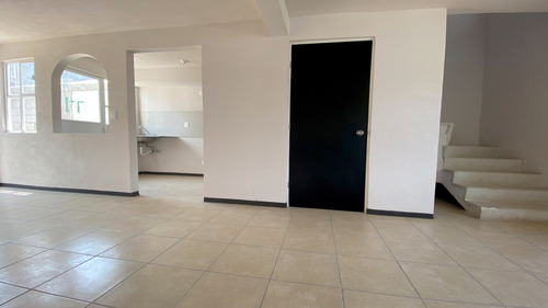 Imagen 3 de 12 de Casa En Venta En Tecámac 2 Recámaras Entrega Inmediata