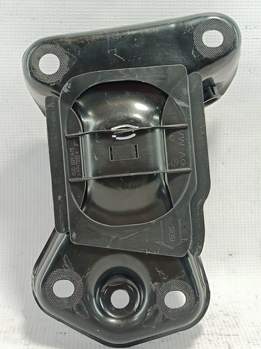Soporte Suspension Trasero Derecho Jetta Mk6 2.0l Tdi 11-16 (Usado)