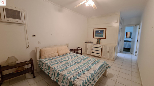 Imagem 17 de 28 de Apartamento À Venda - Guarujá Sp - Praia Das Pitangueiras - 5 Dormitórios - Vista Mar - 230 Metros Úteis - 2 Vagas - Lazer - Ap05813 - 69325539