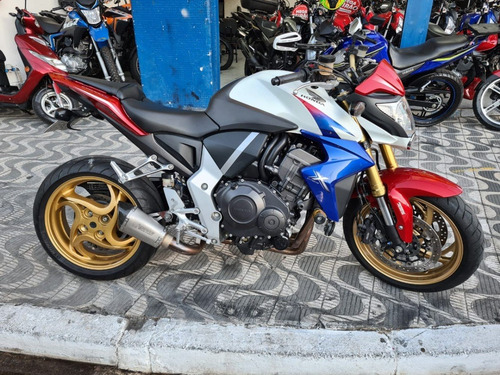 Imagem 6 de 8 de Honda Cb 1000 R 2013 / 22 Mil Km. A Mais Nova Do Abc..