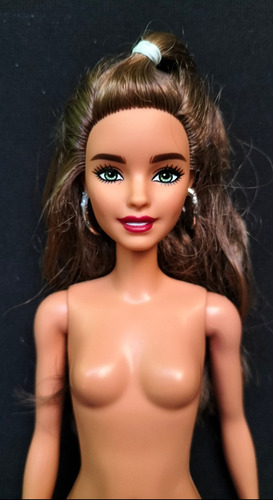 Barbie Fashionistas #121, Con Prótesis, Molde Neysa,año 2019 (Usado)