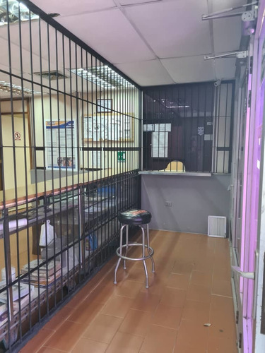 Imagen 4 de 11 de Galpón En Venta - Unare I Ma
