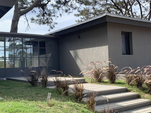 Imagen 14 de 19 de Casa En Venta Ubicado En Punta Del Este, Punta Del Este / Maldonado