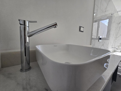Exclusivo 5 Ambientes Domotizado Con Quincho Y Terraza Propia