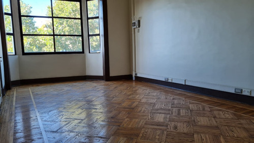 Oficina Estilo Cowork En Colon Con Uruguay Valparaiso