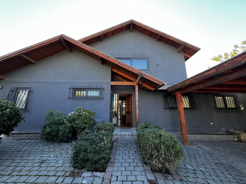 Preciosa Casa Remodelada En Pie Andino