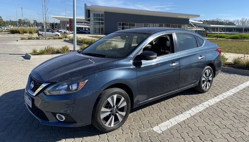 Nissan Sentra Exclusive Cvt 1.8 2018