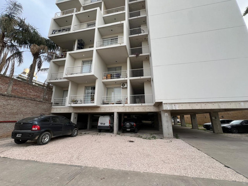 Cochera En Esc.-centro