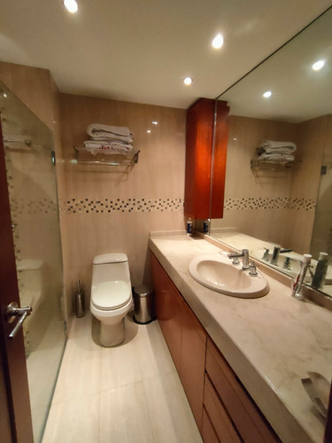 Imagen 11 de 19 de Lujoso Apartamento En Las Mnas , San Antonio De Los Altos