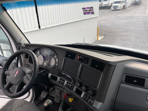 Camion 2017 Daycab Kenworth T-680