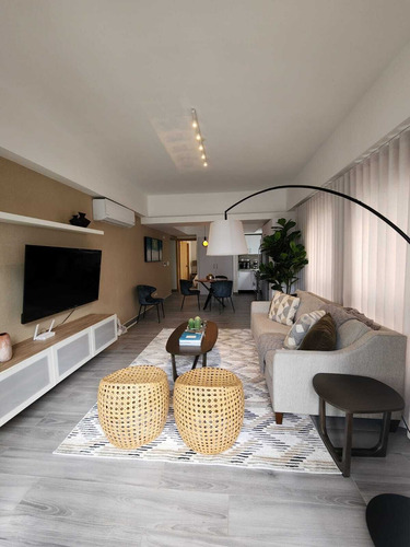 Apartamento De 1 Habitacion En Alquiler, Amueblado Moderno, Piscina