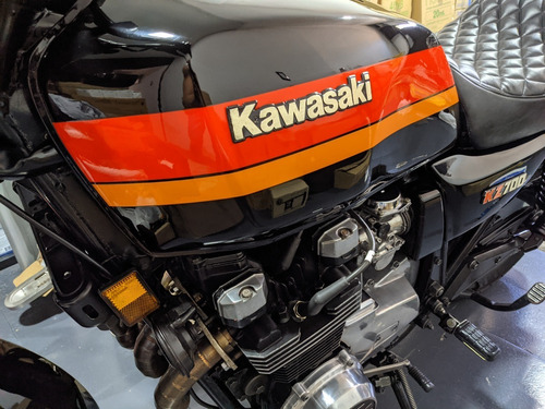 Kawasaki Kz 700