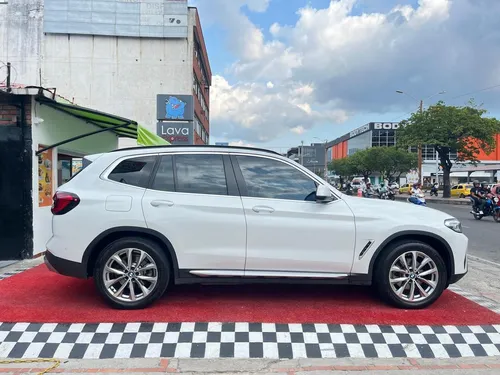 BMW X3 BMW X3 XDRIVE30i 2.0 AT 4X4