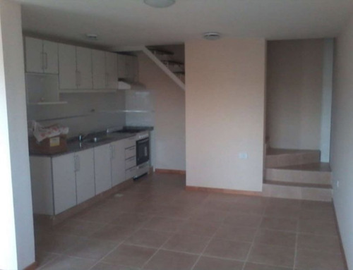 Imagen 16 de 17 de Retasada! Gran Oportunidad De Inversión! Casa Y Dos Deptos.