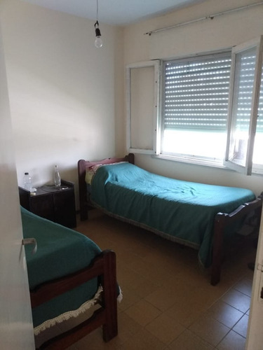 Venta Casa 3 Amb. Con Parque Y Parrilla. Barrio Faro Norte. Permuta .consulte