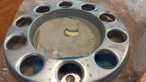 Imagen 2 de 7 de Protector De Rueda Volvo- Renault Fh Fm Original