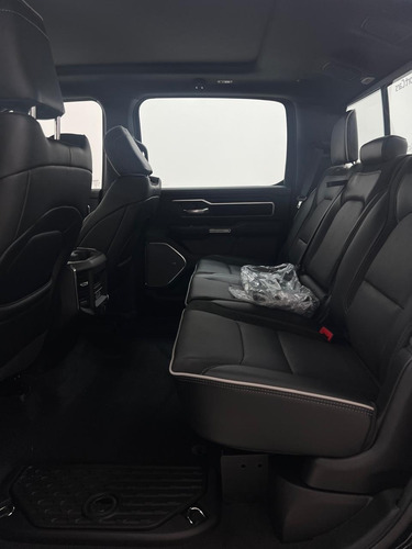 RAM 1500 3.0 Laramie 4X4 At8