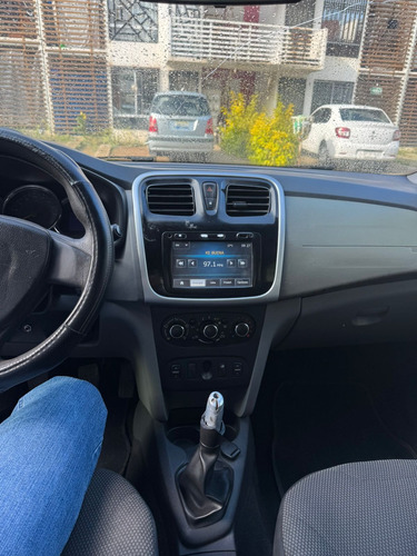 Renault Logan 1.6 Dynamique Mt
