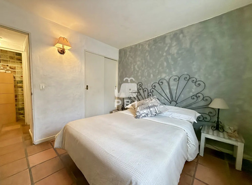 Venta De Casa En Pinares 4 Dormitorios - Ref : Pbi14730