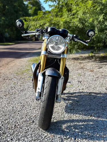Triumph Thruxton 1200r