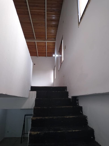 Imagen 13 de 14 de En Oferta Local Comercial Urbanización El Guamo De Puerto Ordaz, Guayana. Crece E Invierte En Bienes Raíces