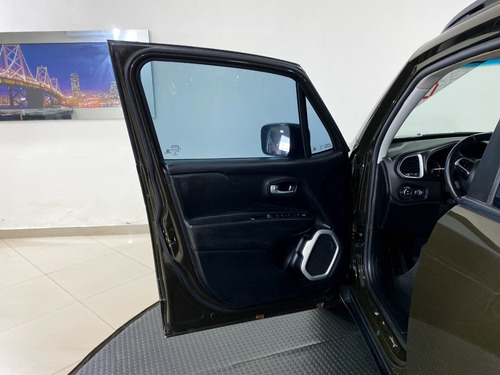 Imagem 8 de 15 de Jeep Renegade