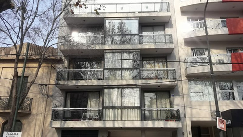 Venta Semipiso 2 Dorm C/cochera- Zona Pza Malvinas