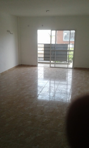 Departamento En Alquiler En Lanus