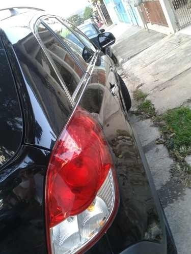 Imagem 7 de 10 de Chevrolet Captiva