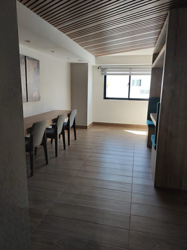 Apartamento Listo En Evaristo Morales